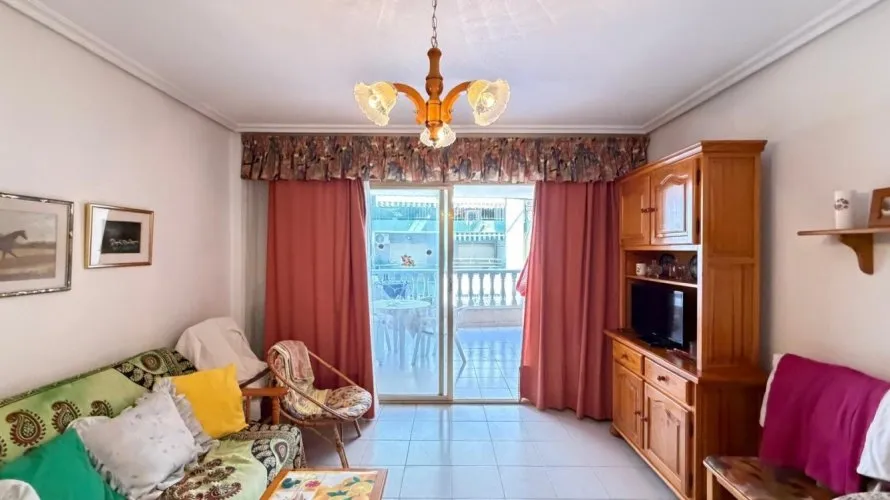 Apartment de 1 chambre à Torrevieja, Espagne No. 2670 № 11