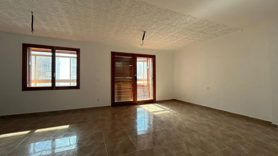 Apartment de 3 chambres à Torrevieja, Espagne No. 2527 № 21