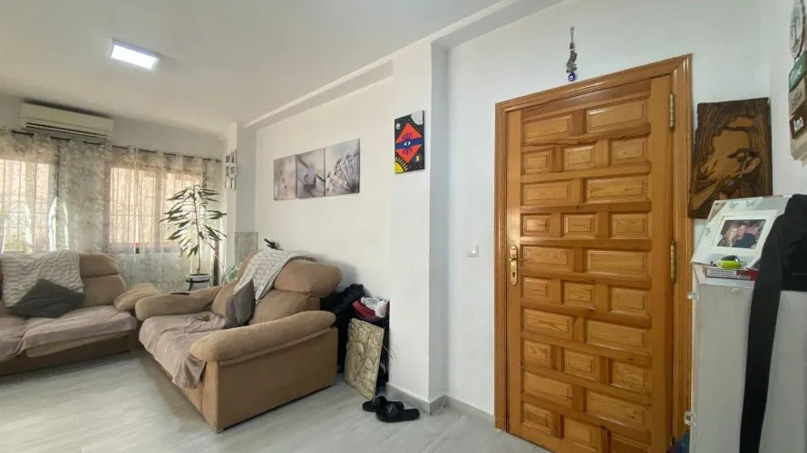Apartment de 3 chambres à Torrevieja, Espagne No. 2576 № 14