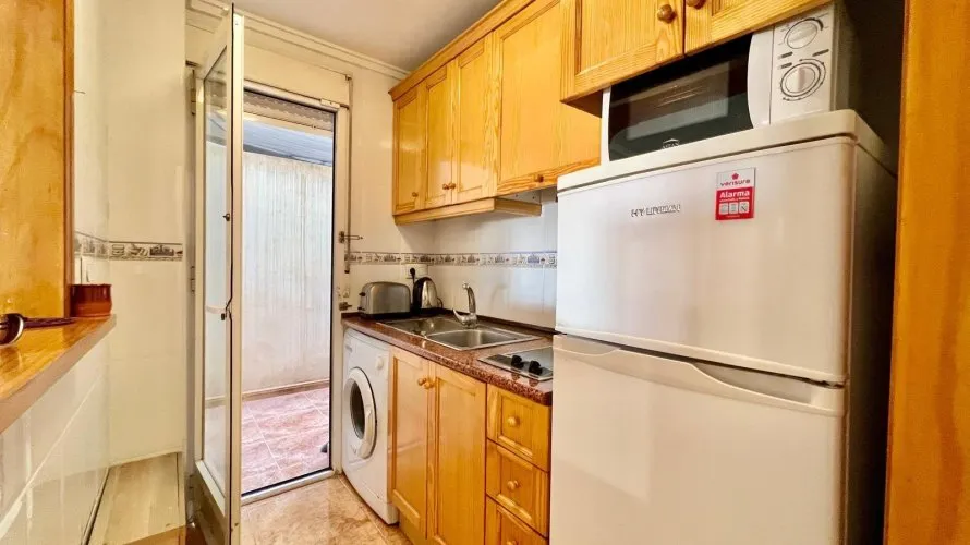 Apartment de 1 chambre à Torrevieja, Espagne No. 2631 № 6