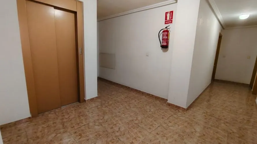 Apartment de 2 chambres à Torrevieja, Espagne No. 2695 № 2