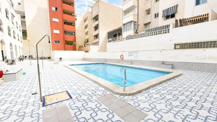 Penthouse de 2 chambres à Torrevieja, Espagne No. 2556 № 28