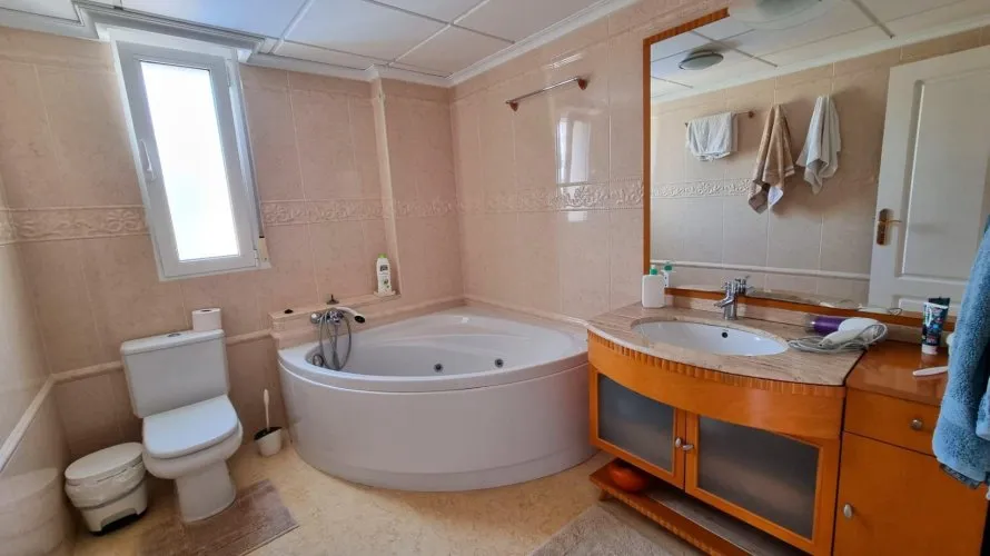 Apartment de 670m² à Torrevieja, Espagne No. 2557 № 21