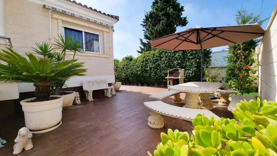 Apartment de 670m² à Torrevieja, Espagne No. 2557