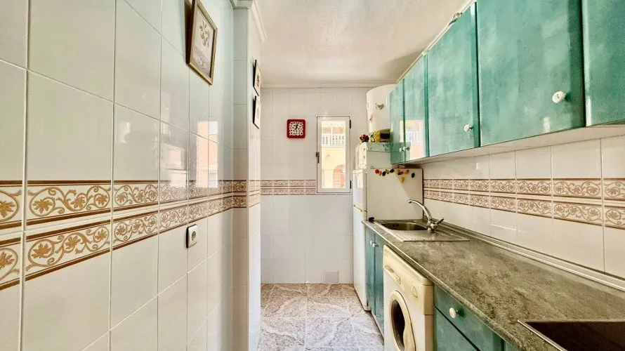 Apartment de 2 chambres à Torrevieja, Espagne No. 2532 № 5