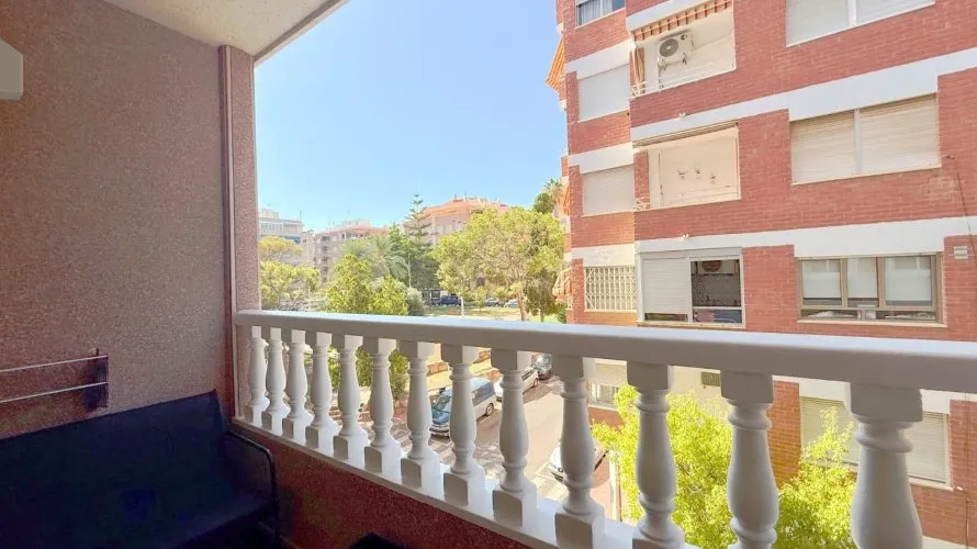 Apartment de 2 chambres à Torrevieja, Espagne No. 2535 № 6