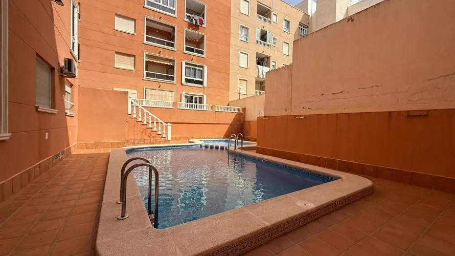 Apartment de 2 chambres à Torrevieja, Espagne No. 2553 № 19