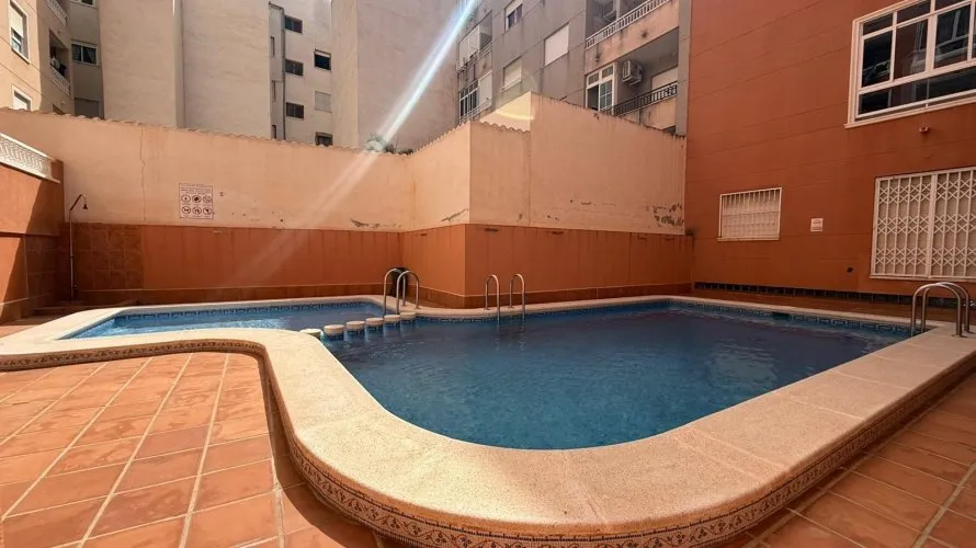Apartment de 2 chambres à Torrevieja, Espagne No. 2553 № 18