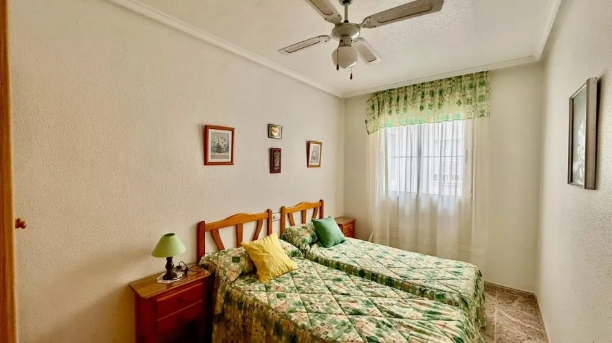 Apartment de 2 chambres à Torrevieja, Espagne No. 2532 № 18