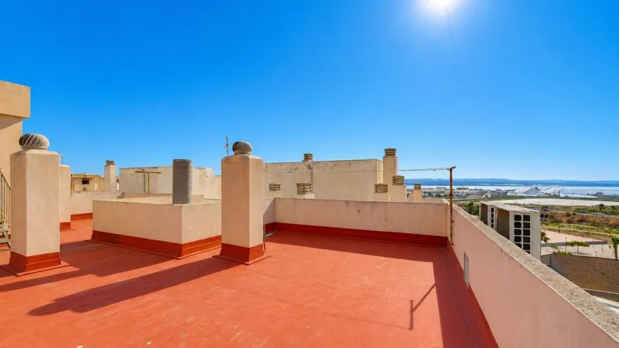 Apartment de 80m² à Torrevieja, Espagne No. 2563 № 2