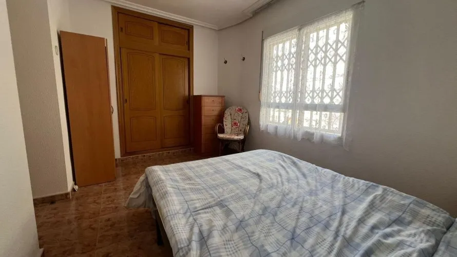 Apartment de 2 chambres à Torrevieja, Espagne No. 2555 № 6