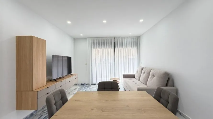 Apartment de 3 chambres à Torrevieja, Espagne No. 2678