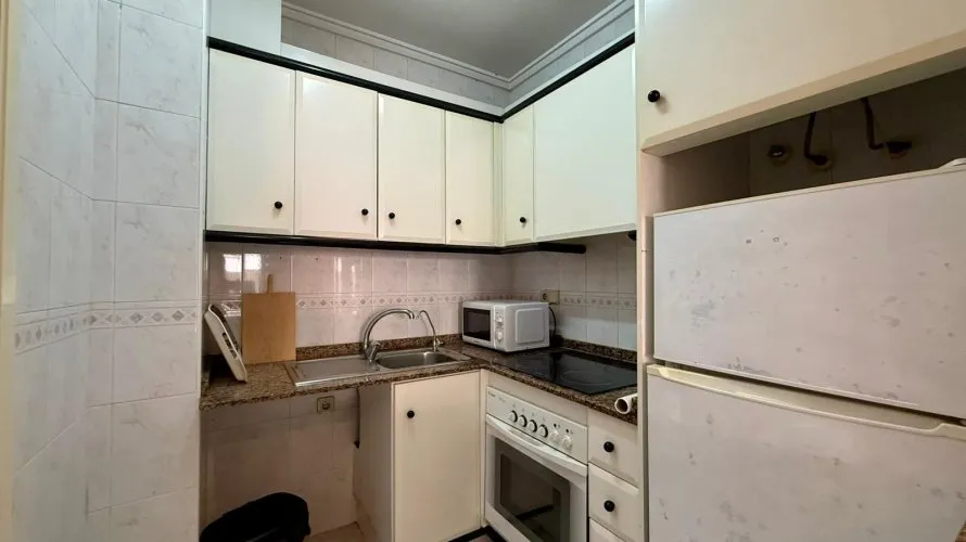 Apartment de 2 chambres à Torrevieja, Espagne No. 2553 № 13
