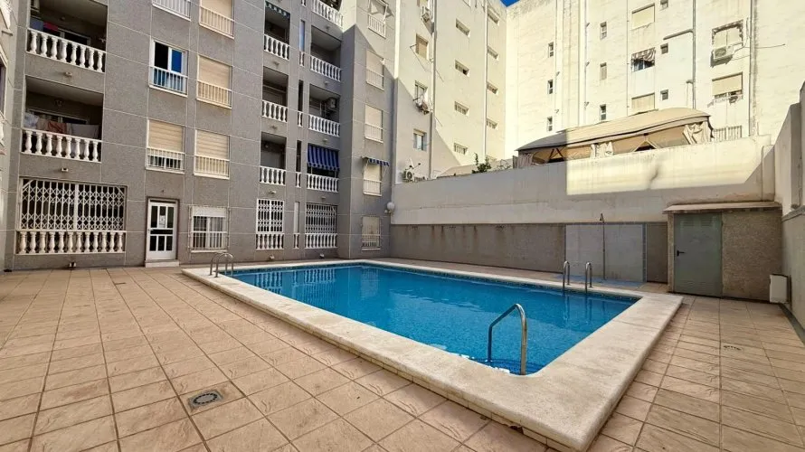 Apartment de 2 chambres à Torrevieja, Espagne No. 2627 № 18