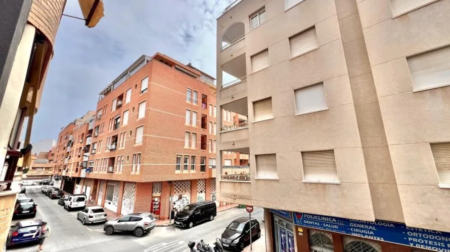 Apartment de 2 chambres à Torrevieja, Espagne No. 2742 № 11