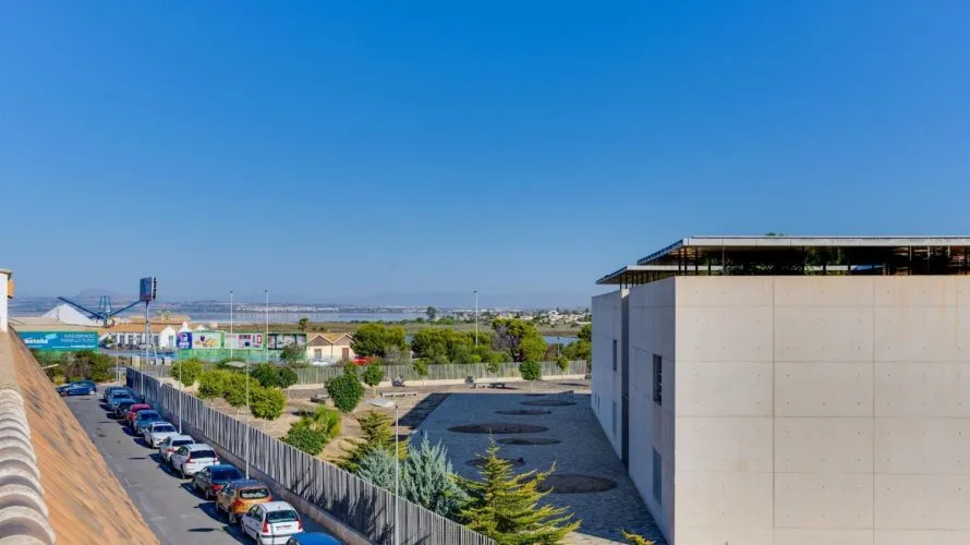 Penthouse de 61m² à Torrevieja, Espagne No. 2714 № 5