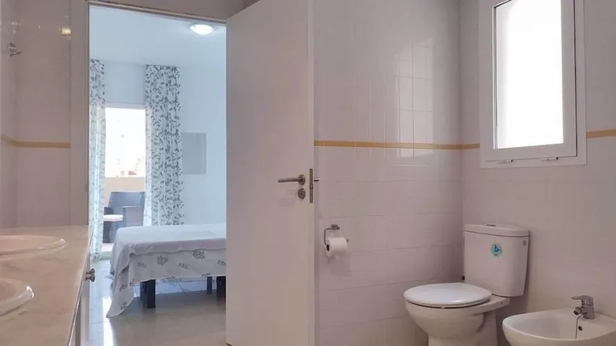 Apartment de 2 chambres à Torrevieja, Espagne No. 2738 № 7