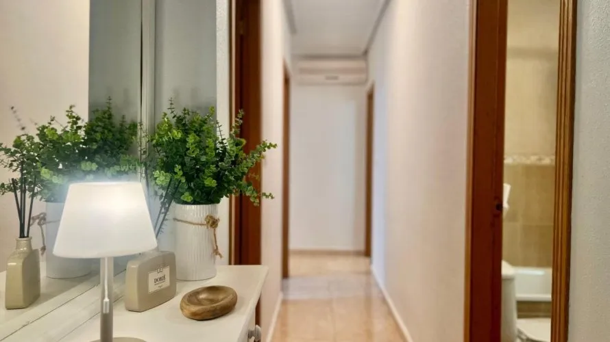 Apartment de 2 chambres à Torrevieja, Espagne No. 2742 № 21