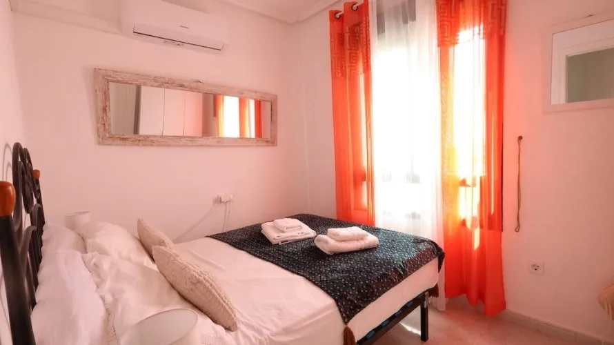 Apartment de 2 chambres à Alicante, Espagne No. 2775 № 5