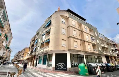 Apartment de 1 chambre à Torrevieja, Espagne No. 2706