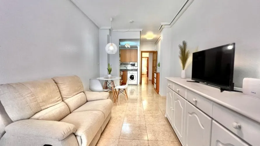Apartment de 2 chambres à Torrevieja, Espagne No. 2742 № 8
