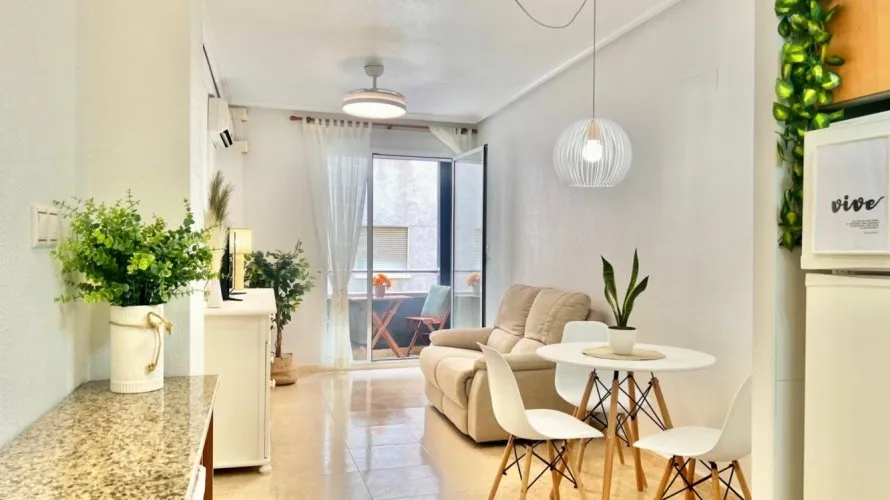 Apartment de 2 chambres à Torrevieja, Espagne No. 2742 № 18