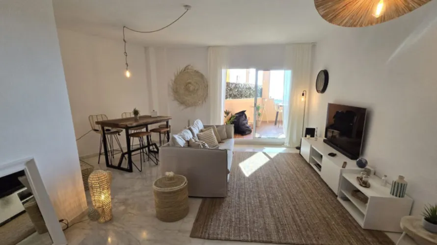 Квартира с 2 спальнями в  Марбелья, Испания №727