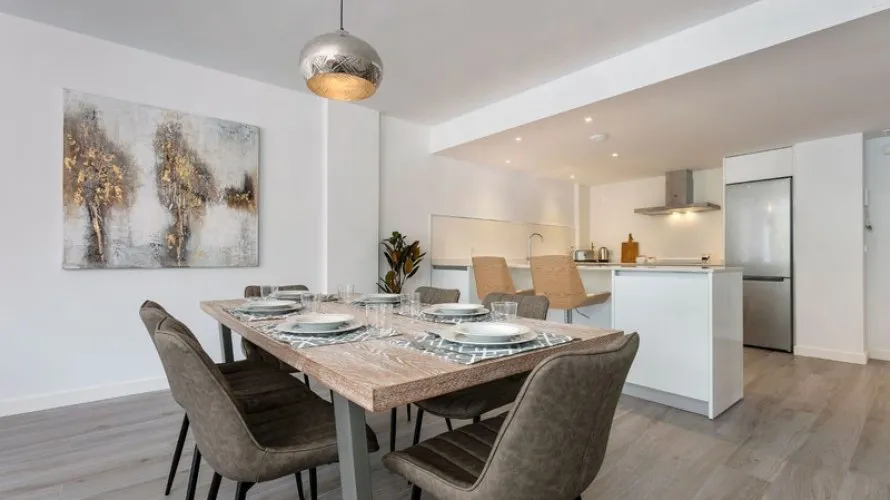 Дуплекс с 3 спальнями в  Бенахавис, Испания №670 № 3