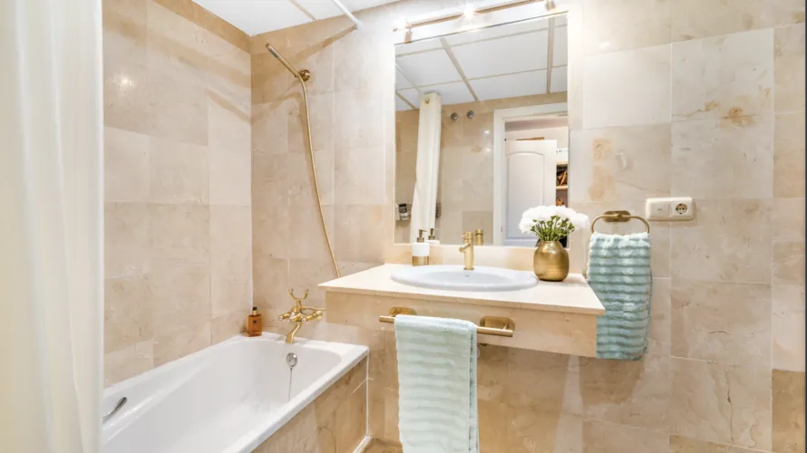 Квартира с 1 спальней в  Нуэва Андалусия, Испания №519 № 2