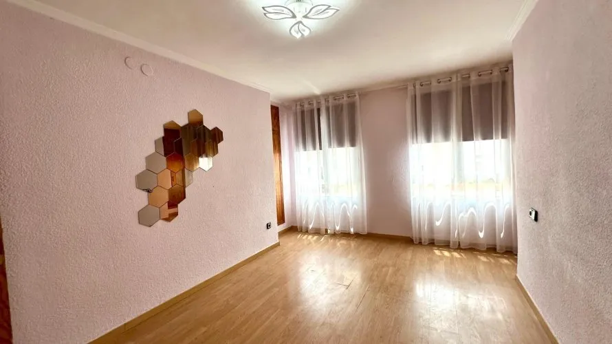 Квартира 99м² в Аликанте, Испания №2351 № 11