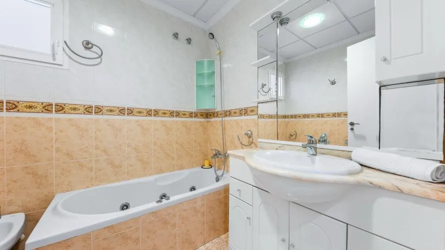 Квартира с 3 спальнями в Торревьеха, Испания №2306 № 16