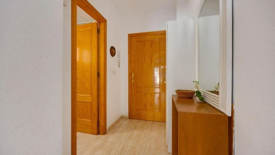 Квартира с 1 спальней в Торревьеха, Испания №2538 № 20