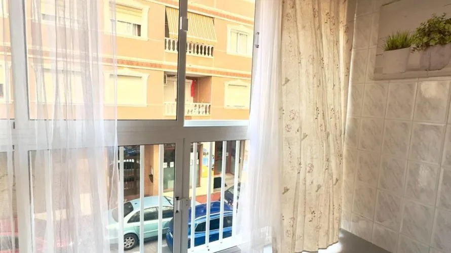 Квартира с 1 спальней в Торревьеха, Испания №2608 № 12
