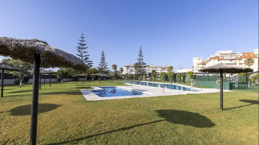 2 bedrooms penthouse for sale , Manilva, Spain No. 756 № 8