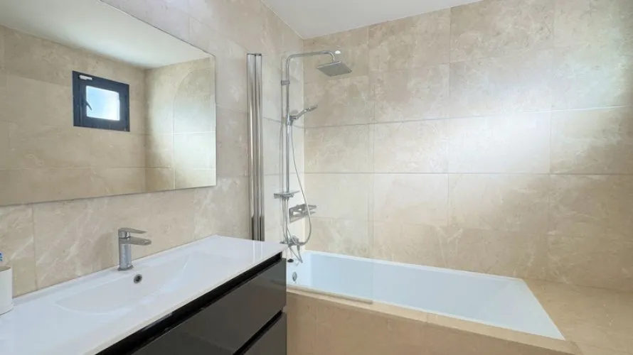 3 bedrooms penthouse for sale , Casares, Spain No. 579 № 12