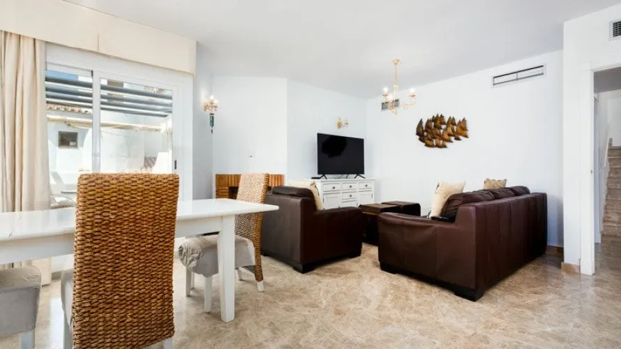 2 bedrooms duplex for sale , Nueva Andalucia, Spain No. 404 № 4