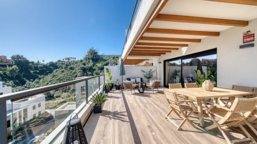 2 bedrooms apartment for sale , Marbella, Spain No. 582 № 10