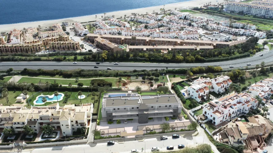 3 bedrooms apartment for sale , Casares, Spain No. 312 № 6