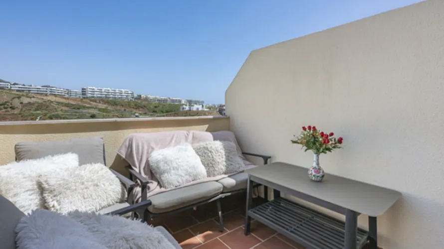 2 bedrooms apartment for sale , Fuengirola, Spain No. 696 № 1