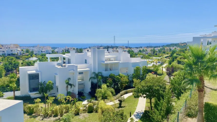 3 bedrooms apartment for sale , Estepona, Spain No. 780 № 8