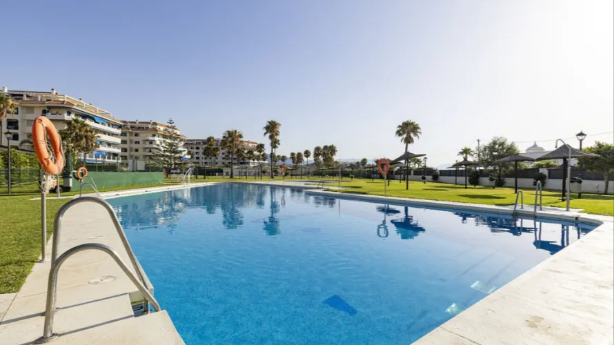 2 bedrooms penthouse for sale , Manilva, Spain No. 756 № 4