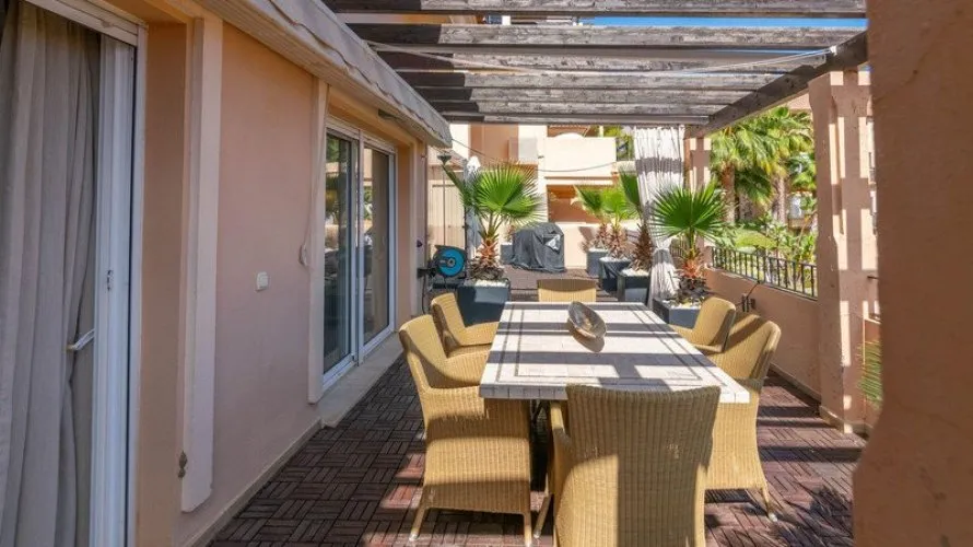 3 bedrooms apartment for sale , Nueva Andalucia, Spain No. 512 № 24