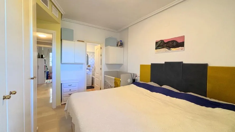 2 bedrooms apartment for sale , Casares, Spain No. 572 № 16