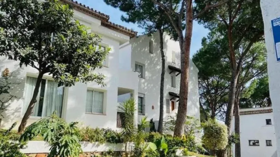 2 bedrooms apartment for sale , Nueva Andalucia, Spain No. 615