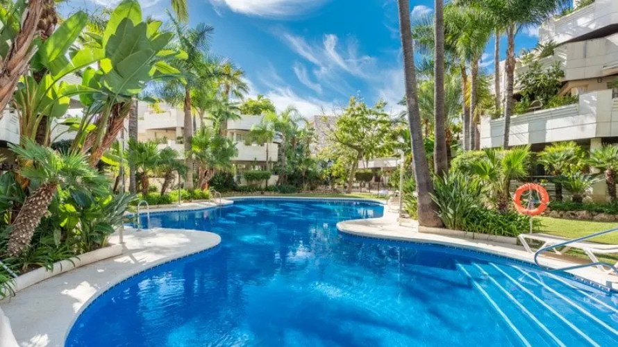 3 bedrooms penthouse for sale , Nueva Andalucia, Spain No. 262 № 23