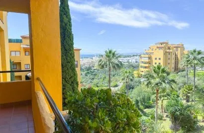 2 bedrooms apartment for sale , Estepona, Spain No. 438