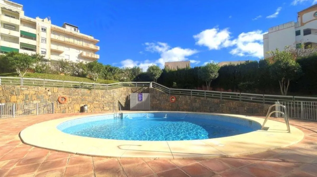 3 bedrooms apartment for sale , Estepona, Spain No. 503