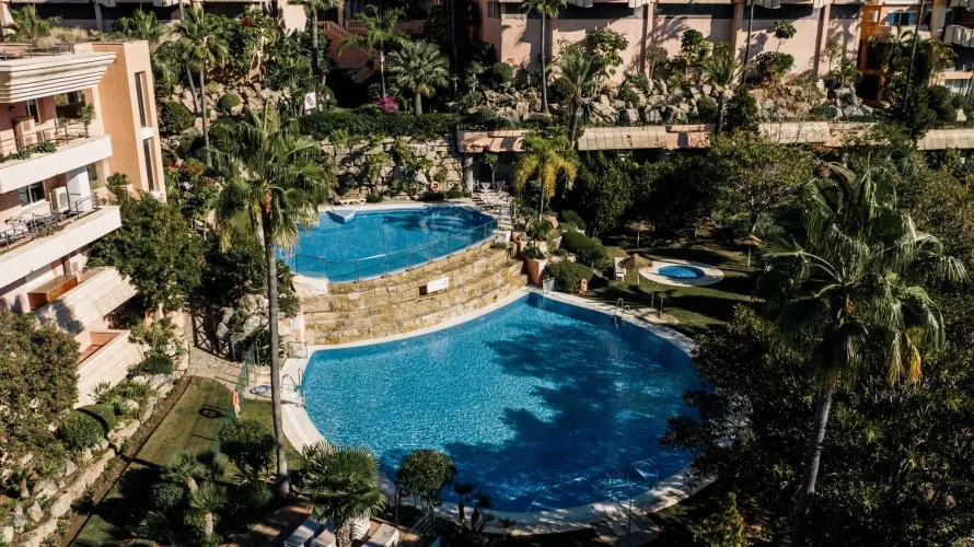 3 bedrooms duplex for sale , Nueva Andalucia, Spain No. 246 № 9