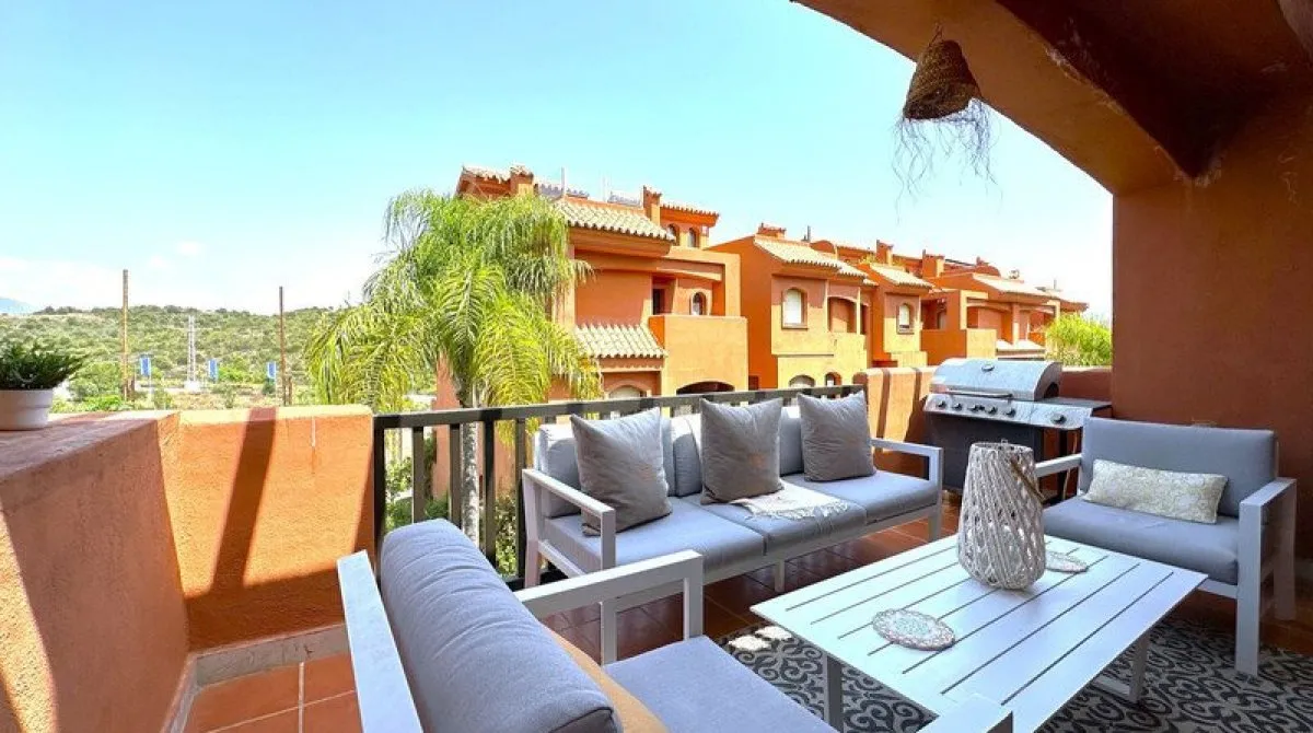 3 bedrooms penthouse for sale , Estepona, Spain No. 470