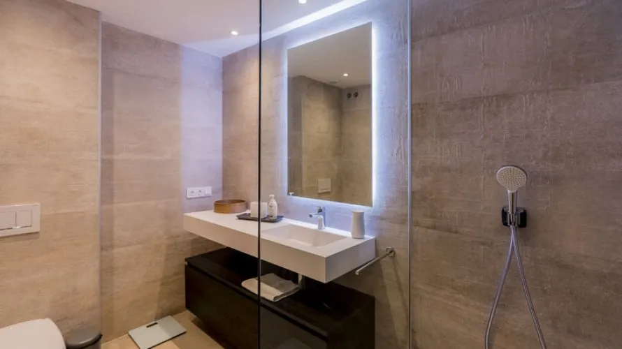 2 bedrooms apartment for sale , Estepona, Spain No. 655 № 20